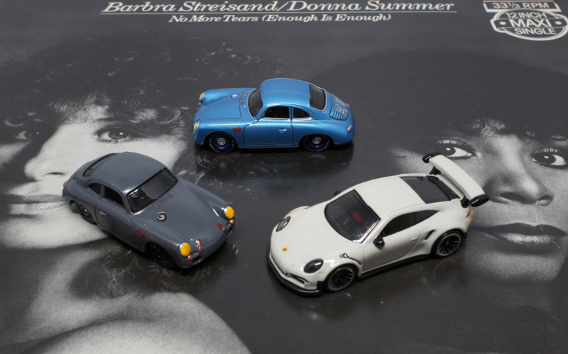 Enough is enough? Not nearly! And the interior of the 911 is showing it self a bit here...